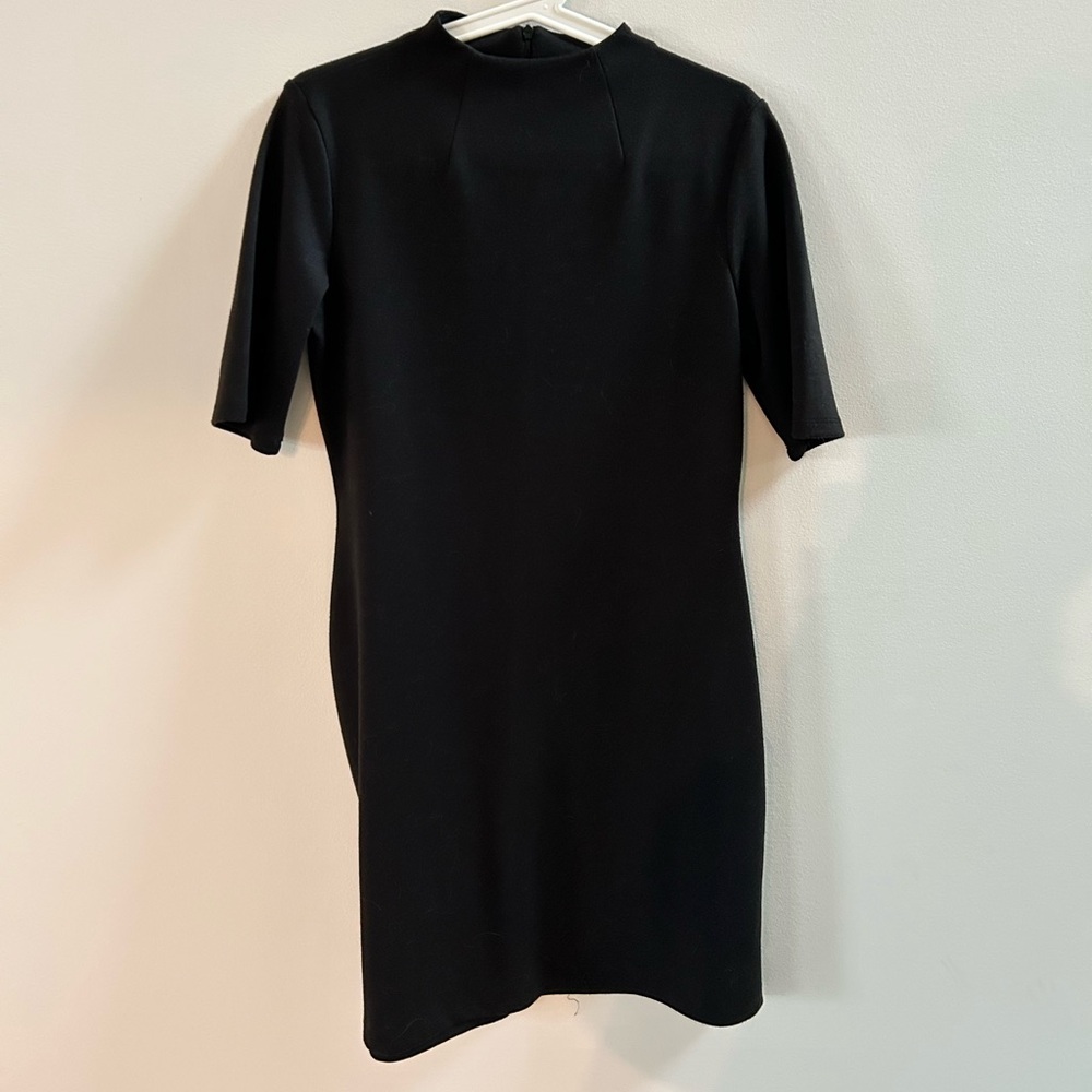 Kiomi Black Crewneck Short Sleeve Dress Size M